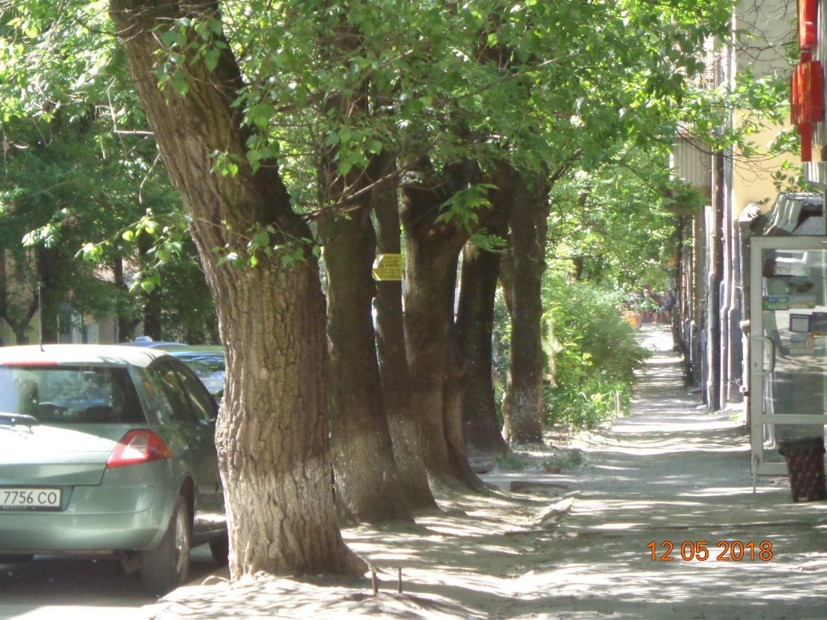 1Ком Апартаменты,Парковка,Улхорватская Lviv Exterior photo